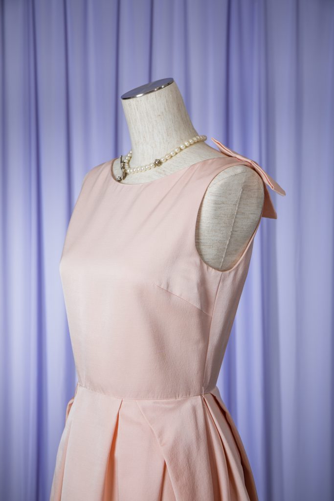 Christian Dior クリスチャンディオール ペールピンク肩リボンドレス 
