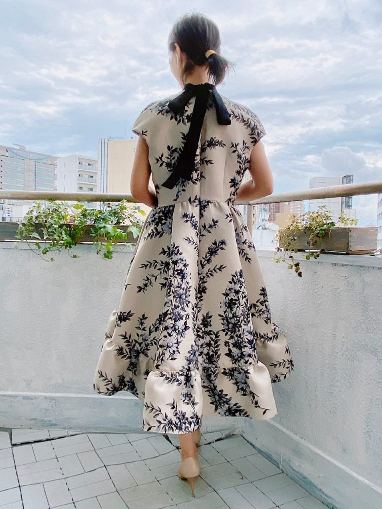 FENDI フェンディ フラワードレス | 結婚式・パーティードレスレンタル FENDI フェンディ フラワードレス | 結婚式・パーティードレスレンタル