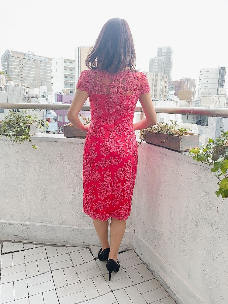 TADASHI SHOJI タダシショウジ フラミンゴピンクドレス | 結婚式