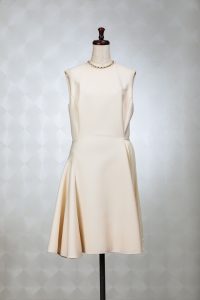 Christian Dior クリスチャンディオール アイボリープリーツドレス