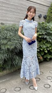 Self-portrait セルフポートレート水色ローズドレス