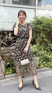 Self-portrait 　ブラック×ゴールドリボンビジュードレス